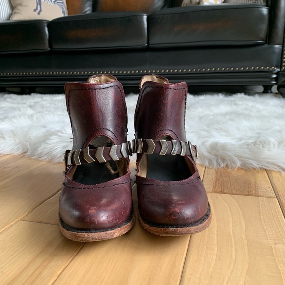 Freebird Burgundy Blades - Picture 3 of 3